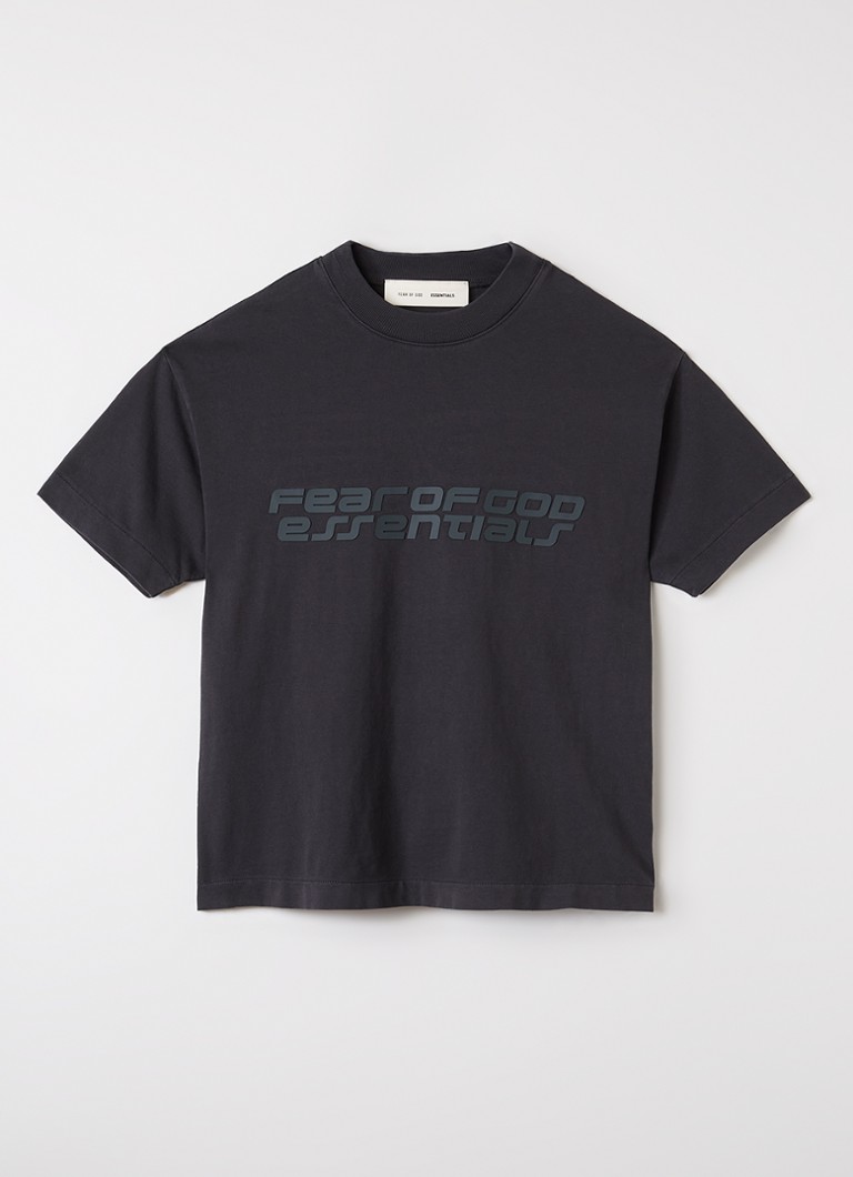 Fear of God Essentials Jongens T-shirt met met logo- en backprint in de kleur Antraciet, maat: 6/7J=122