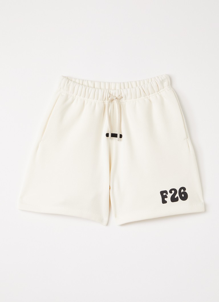 Fear of God Essentials Jongens Straight fit korte joggingbroek met logo in de kleur Creme, maat: 10