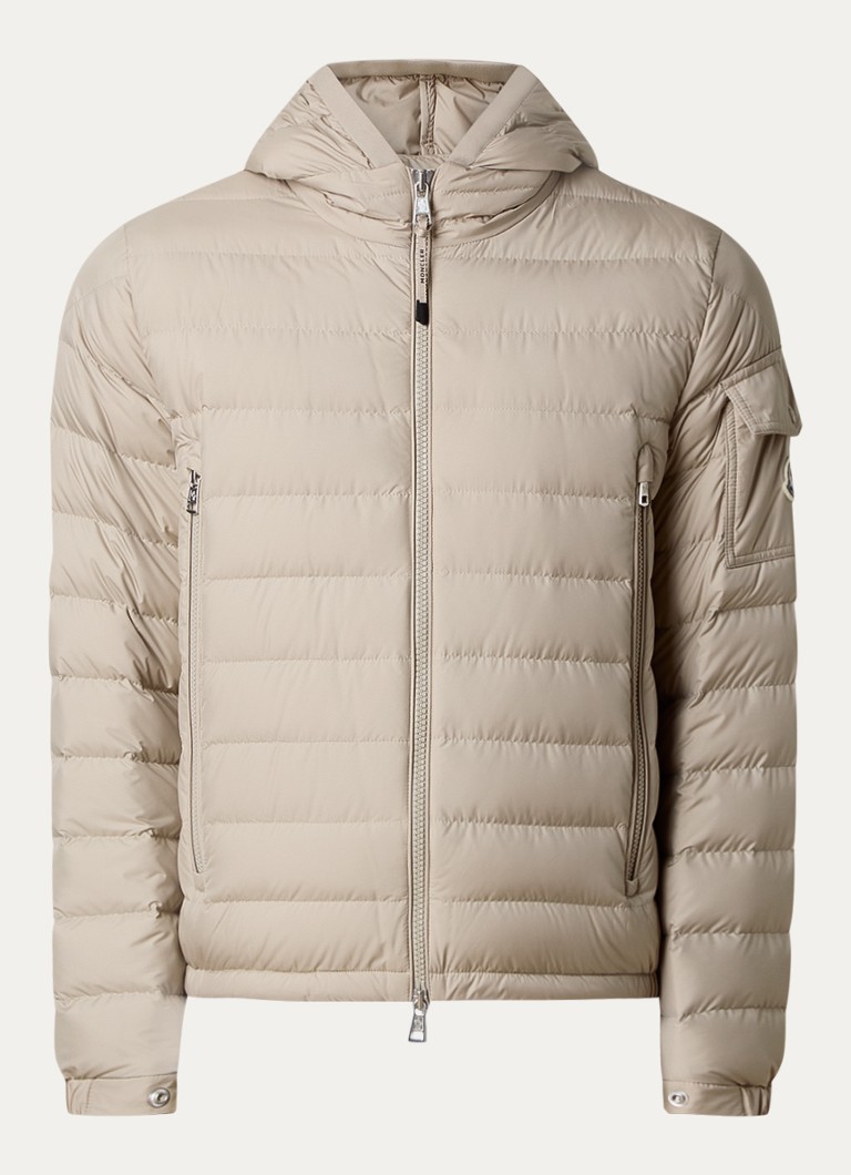 Moncler Heren Galion gewatteerd jack met donsvulling en capuchon in de kleur Beige, maat: 4/XL