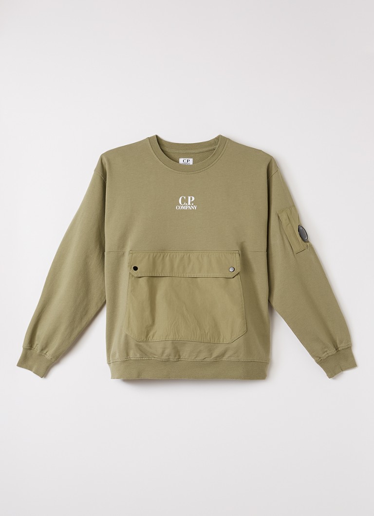 C.P. Company Jongens Sweater met logo en klepzak in de kleur Mosgroen, maat: 152