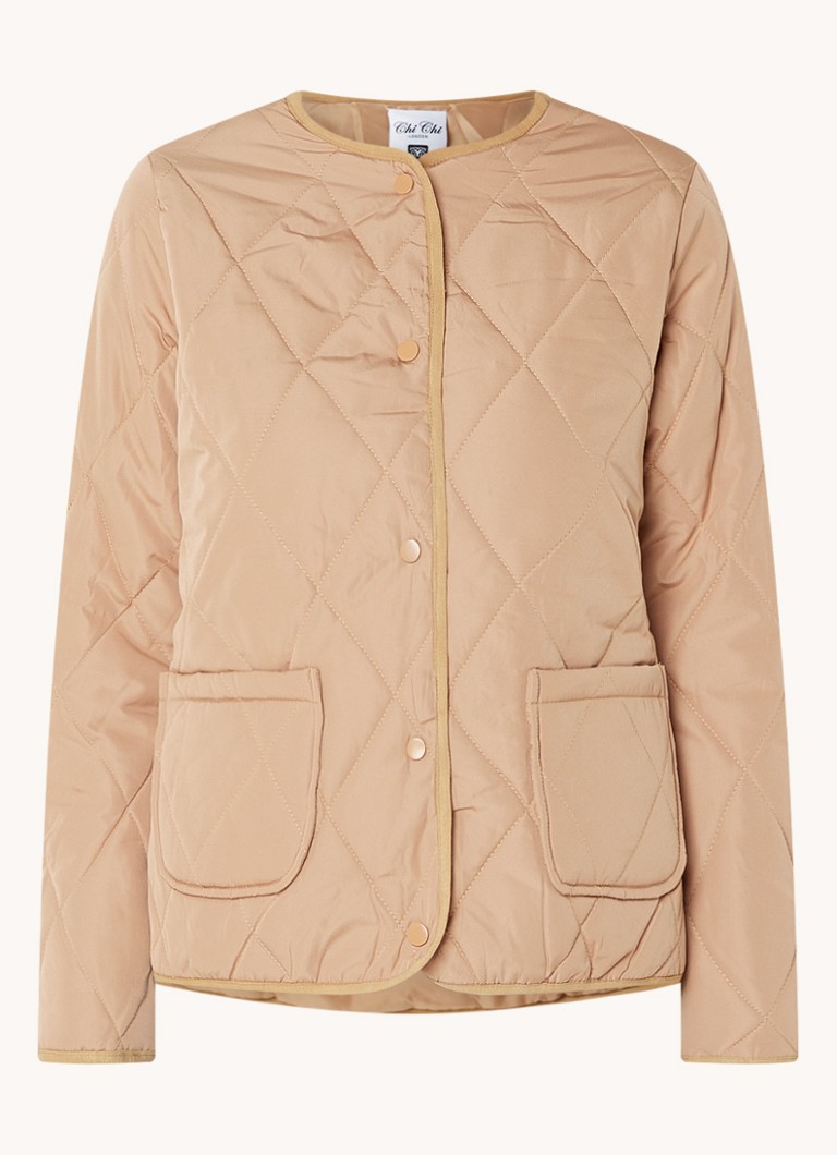 Chi Chi London Dames Gewatteerd jack met quilt patroon in de kleur Camel