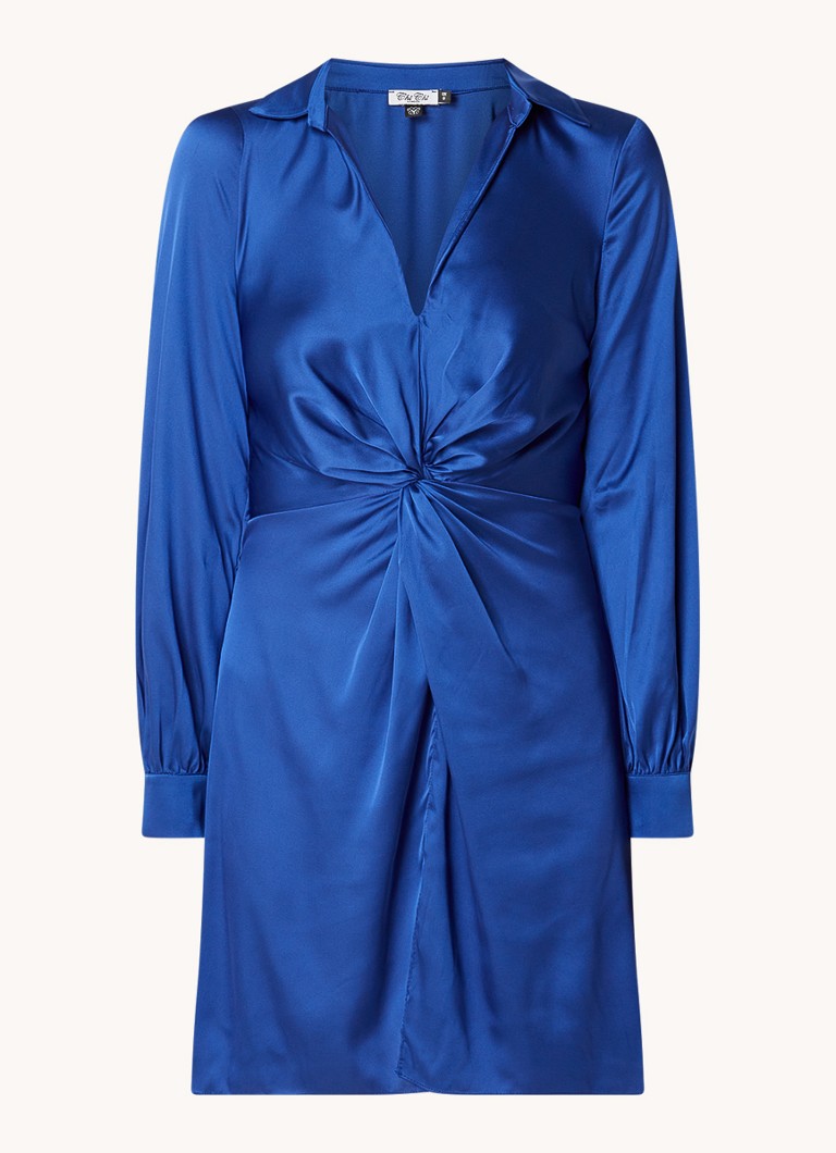 Chi Chi London Dames Mini tuniekjurk van satijn met knoopdetail in de kleur Kobaltblauw