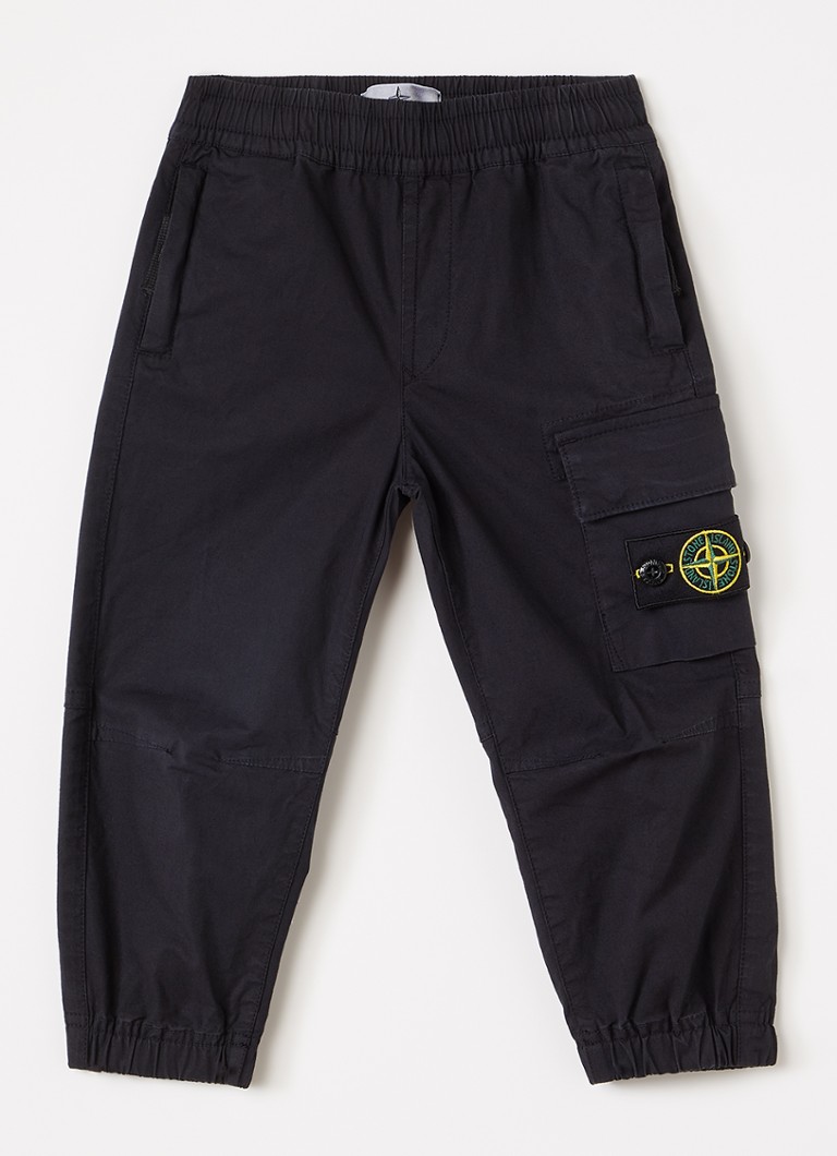 Stone Island Jongens 00003 tapered fit cargobroek in de kleur Zwart, maat: 98