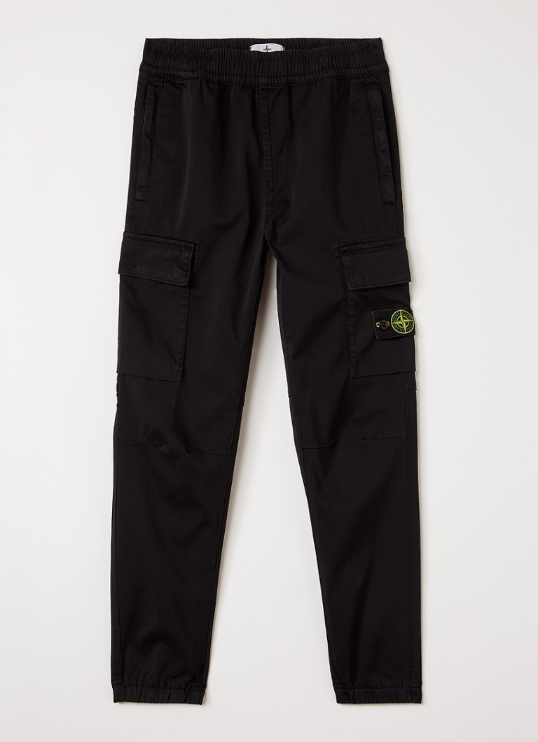 Stone Island Jongens 00006 tapered fit cargobroek met logo in de kleur Zwart, maat: 14J = 164