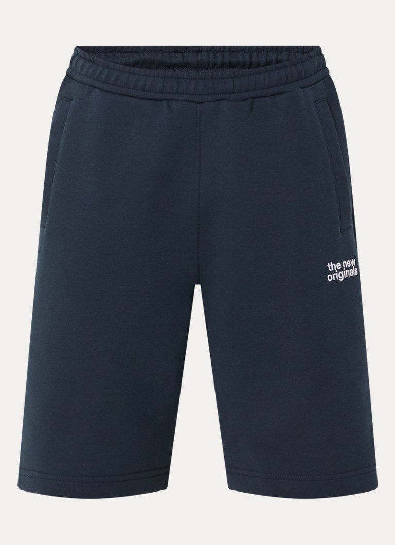 The New Originals Heren Emblem wide fit korte joggingbroek met logo in de kleur Donkerblauw, maat: S