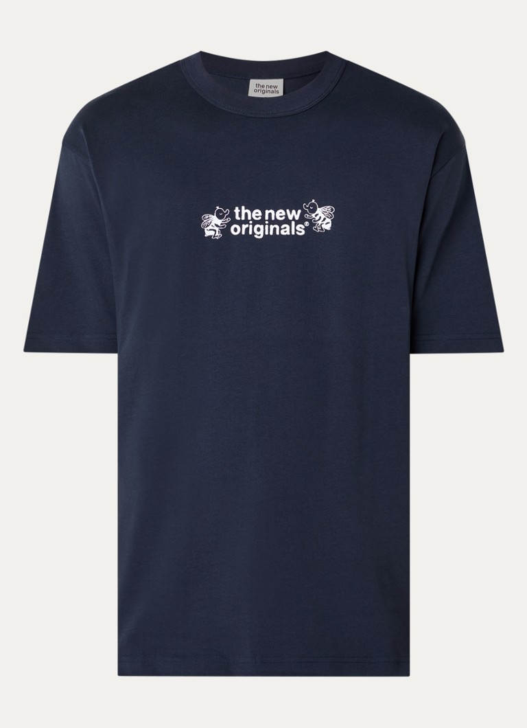 The New Originals Heren Flying Bees T-shirt met front- en backprint in de kleur Donkerblauw, maat: S