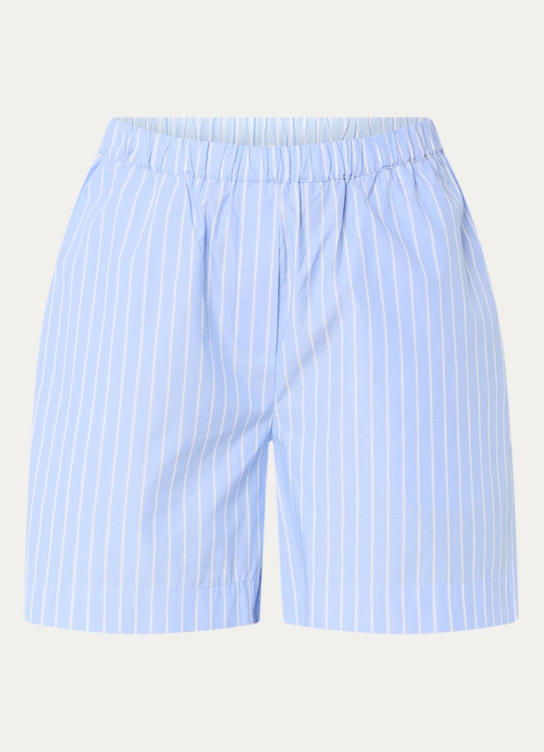 Sofie Schnoor Dames Appliesw low waist loose fit korte broek met streepprint in de kleur Middenblauw