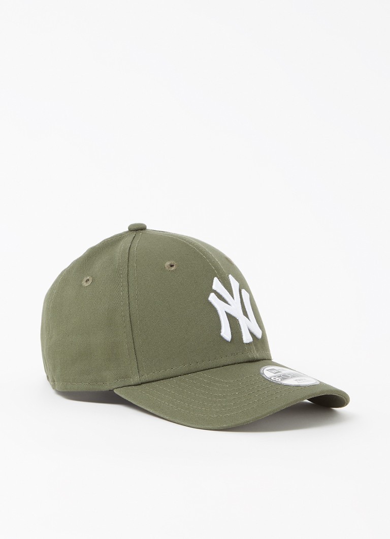 New Era Kids pet met borduring in de kleur Groen, maat: M