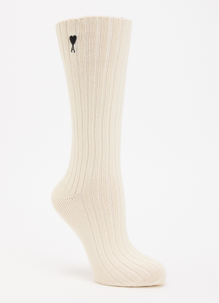 AMI Paris Dames Ribgebreide sokken met logoborduring in de kleur Vanillegeel, maat: 39-42