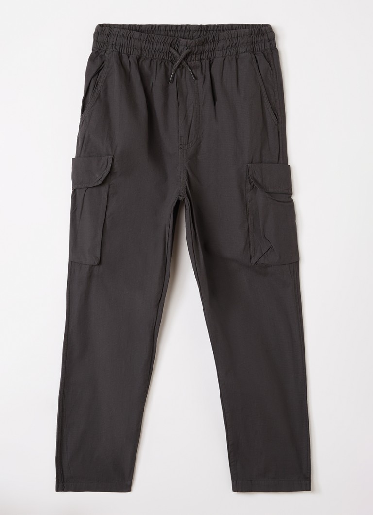 Molo Jongens Argo loose fit cargobroek met klepzakken in de kleur Antraciet, maat: 9-10Y=140