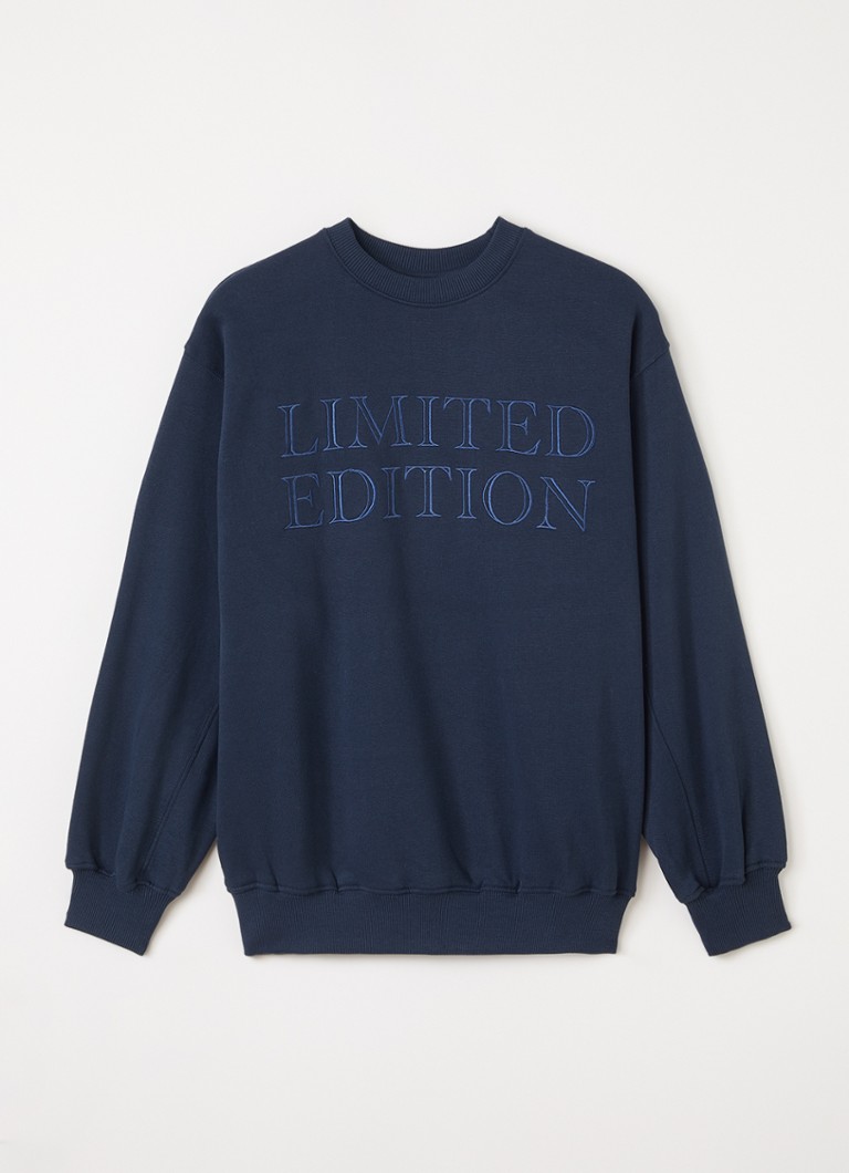 Molo Jongens Magni sweater met borduring in de kleur Donkerblauw, maat: 7-8Y=128
