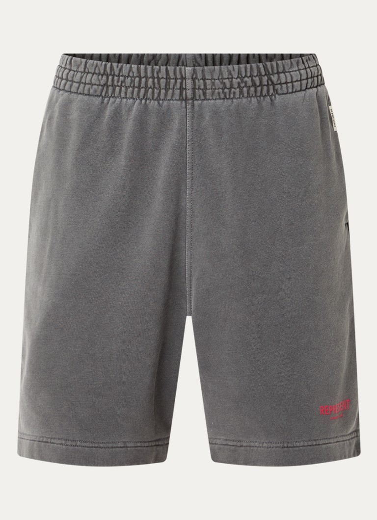Represent Heren Owners Club loose fit korte joggingbroek met logoprint in de kleur Antraciet, maat: XL