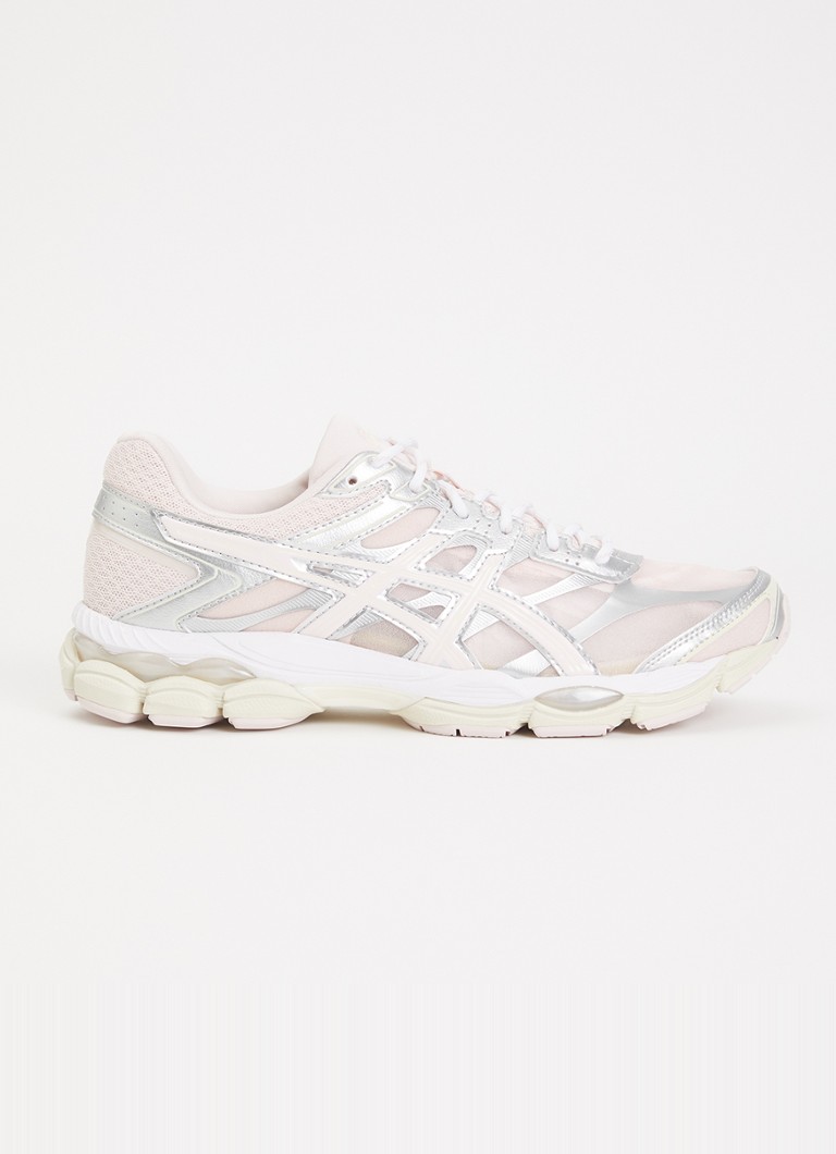 ASICS Dames Gel-cumulus 16 sneaker met metallic details in de kleur Lichtroze, maat: 38