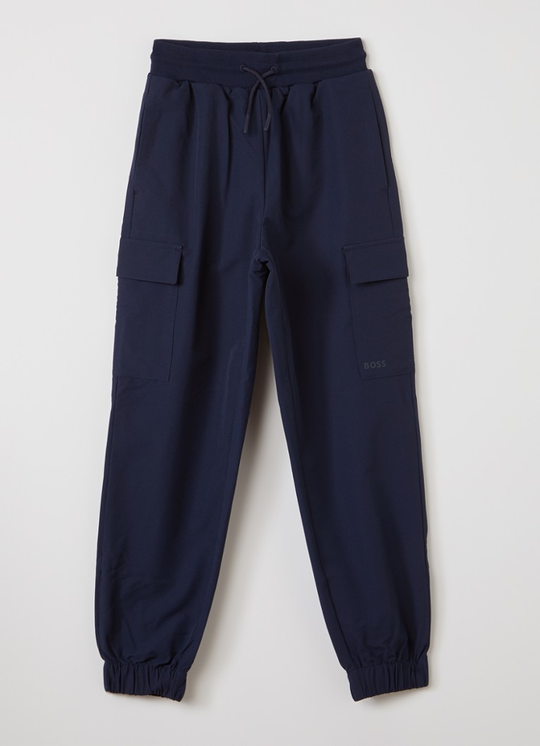 BOSS Jongens Tapered fit trackpants met klepzakken in de kleur Donkerblauw, maat: 8J=128