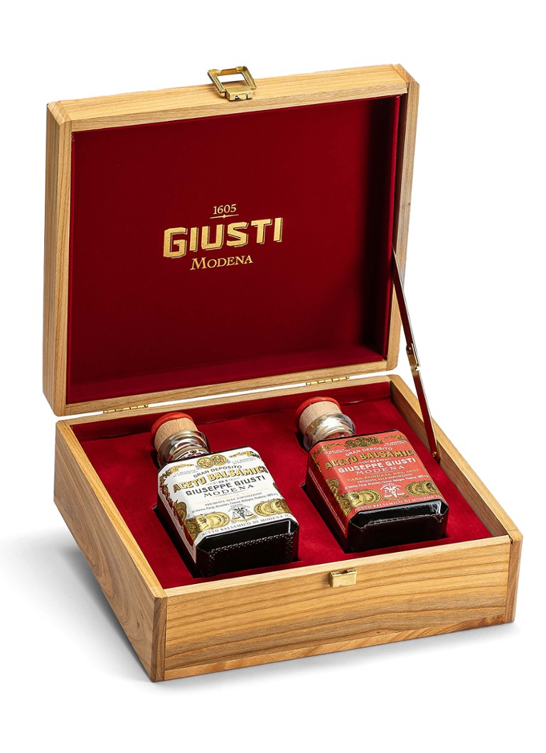 Giusti Balsamico di Modena 2 & 3 Medaglie balsamicoazijn 2 x 100 ml Geen kleur