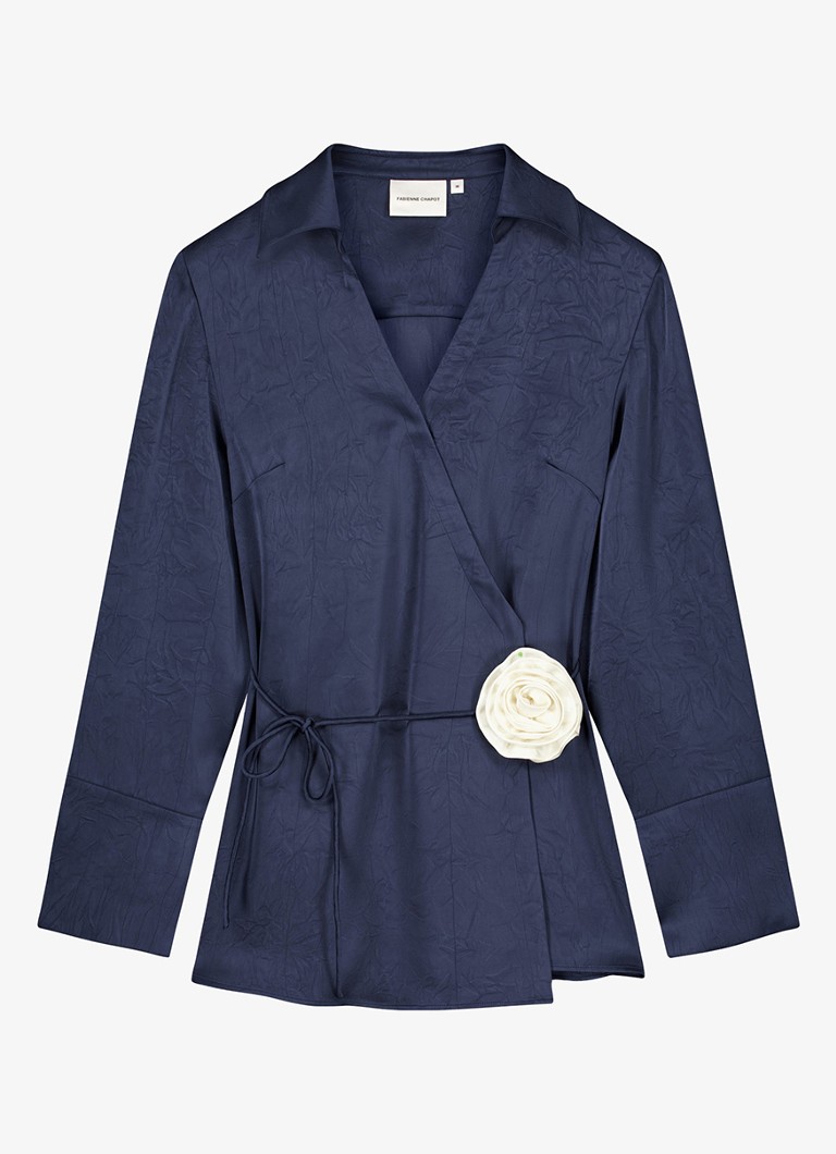 Fabienne Chapot Dames Emma blouse van satijn met strikceintuur in de kleur Donkerblauw