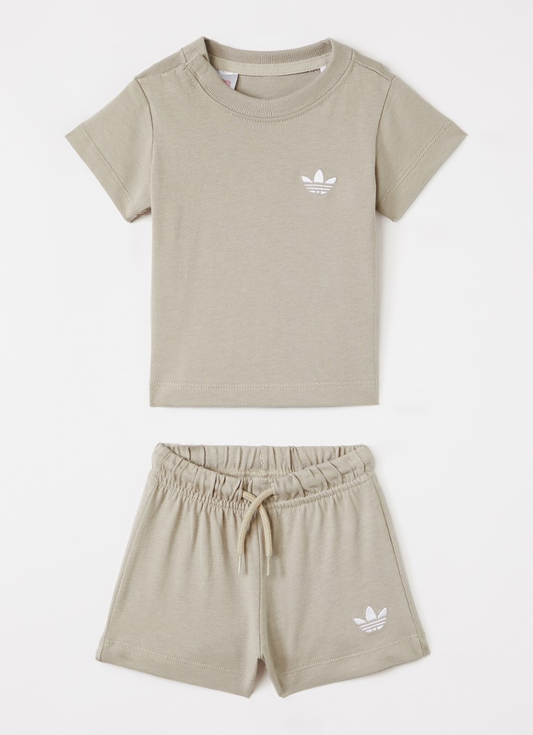Adidas Jongens Set van T-shirt met korte broek 2-delig in de kleur Beige, maat: 74
