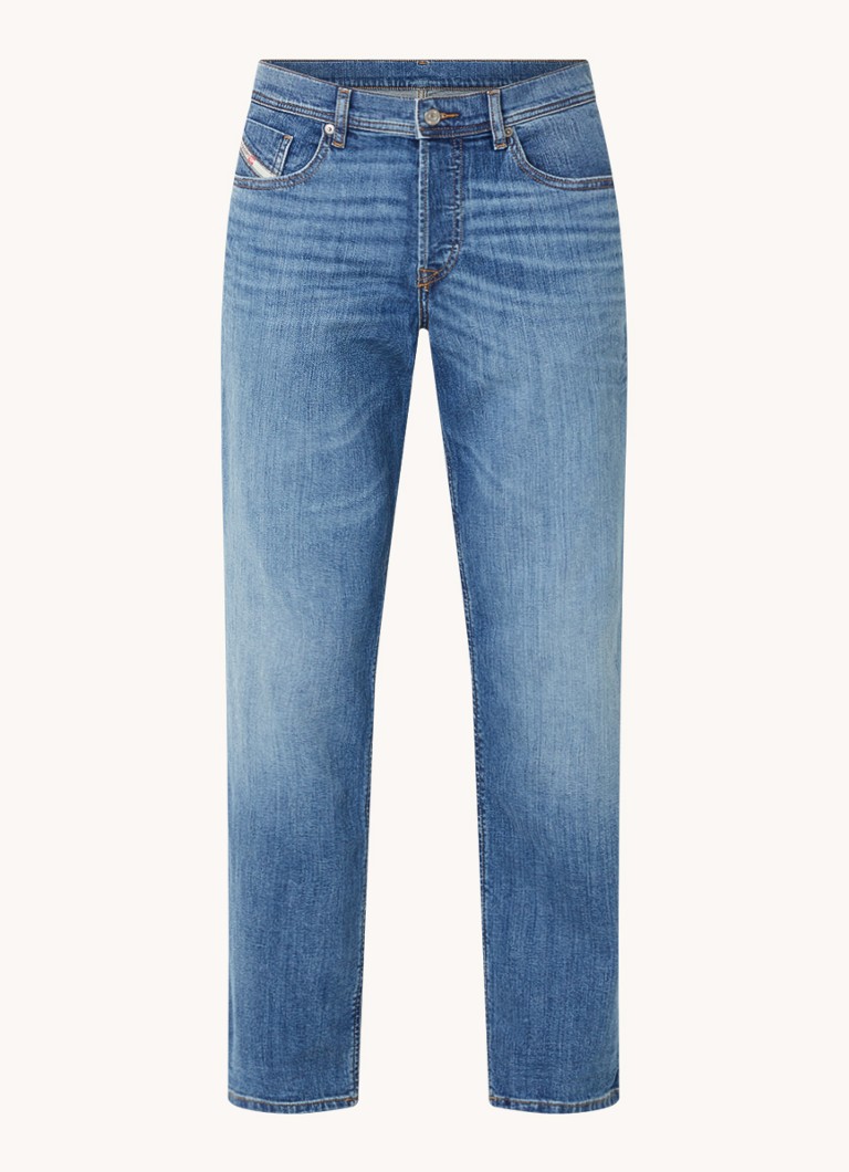Diesel Heren D-Finitive straight leg jeans met medium wassing in de kleur Indigo