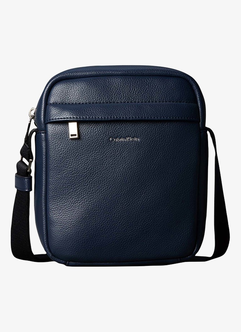 Calvin Klein Heren Crossbodytas met verstelbare schouderriem en logo in de kleur Blue Nights-CCI