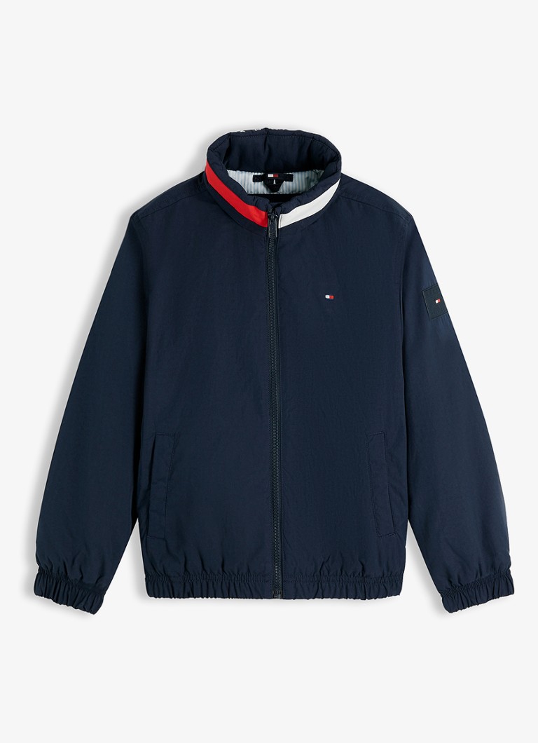 Tommy Hilfiger Jongens Jack met logo en steekzakken in de kleur Dark Night Navy-C1G