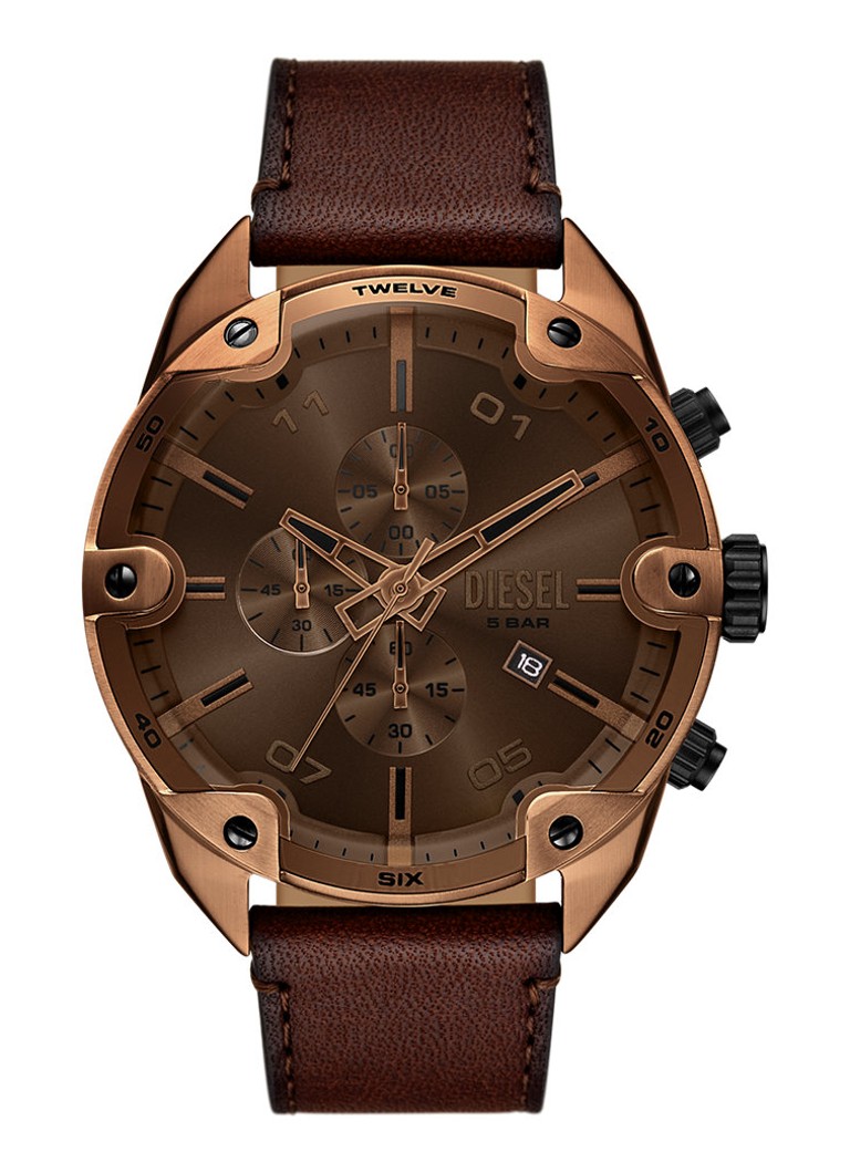 Diesel Heren Spiked horloge DZ4698 in de kleur Bruin