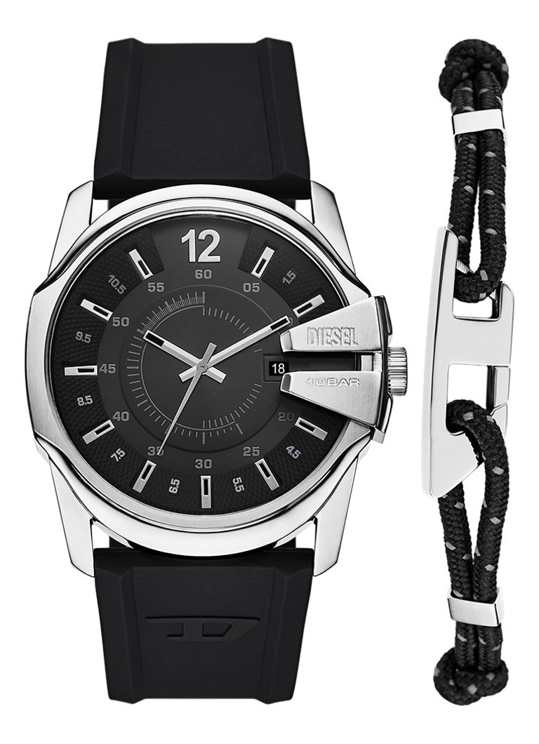 Diesel Heren Master Chief horloge en armband set van 2 DZ4700SET in de kleur Zilver