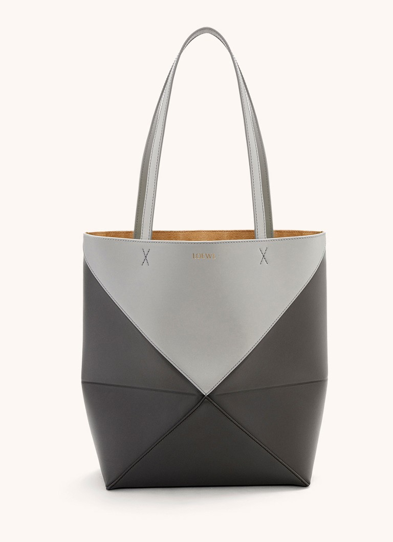 LOEWE Dames Puzzle Fold Medium shopper van kalfsleer in de kleur Lichtgrijs