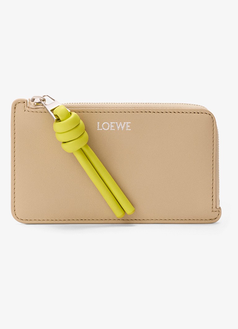 LOEWE Dames Knot pasjeshouder van kalfsleer in de kleur Beige