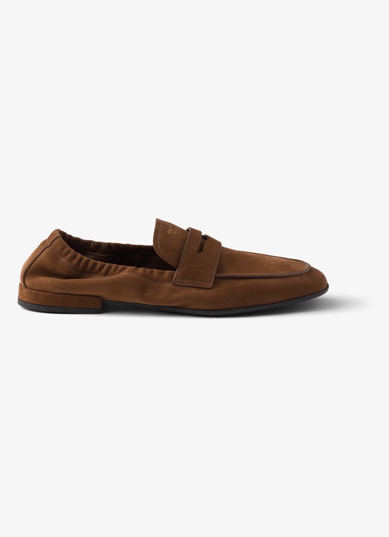 Prada Dames Shuffle loafer van nubuck in de kleur Bruin
