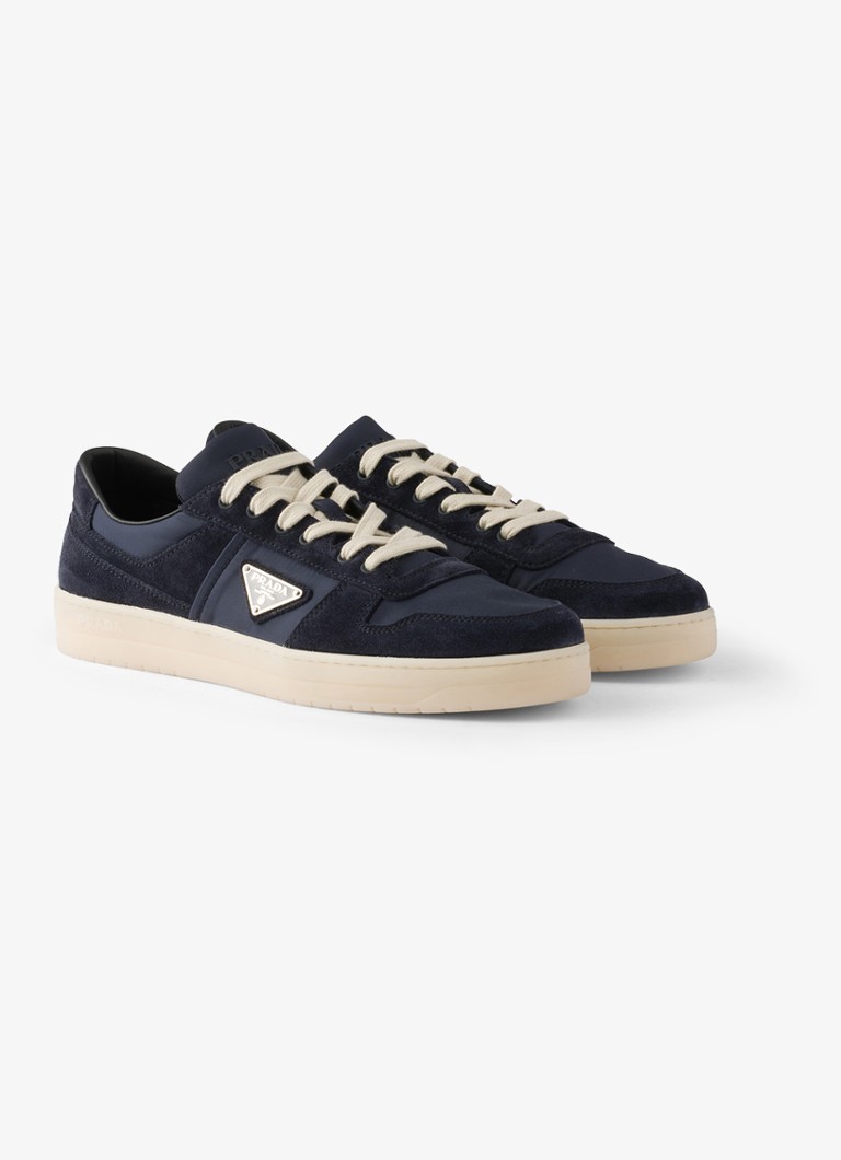 Prada Heren Downtown Re-Nylon sneaker met suède details in de kleur Donkerblauw