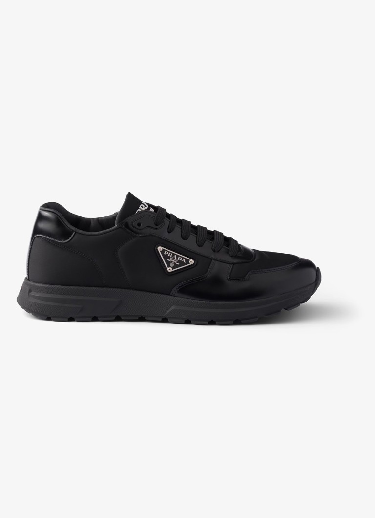 Prada Heren Prax Re-Nylon sneaker met leren details in de kleur Zwart
