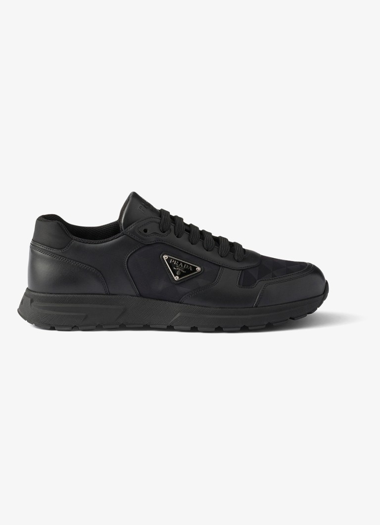 Prada Heren Prax 2.0 Re-Nylon sneaker van kalfsleer in de kleur Zwart