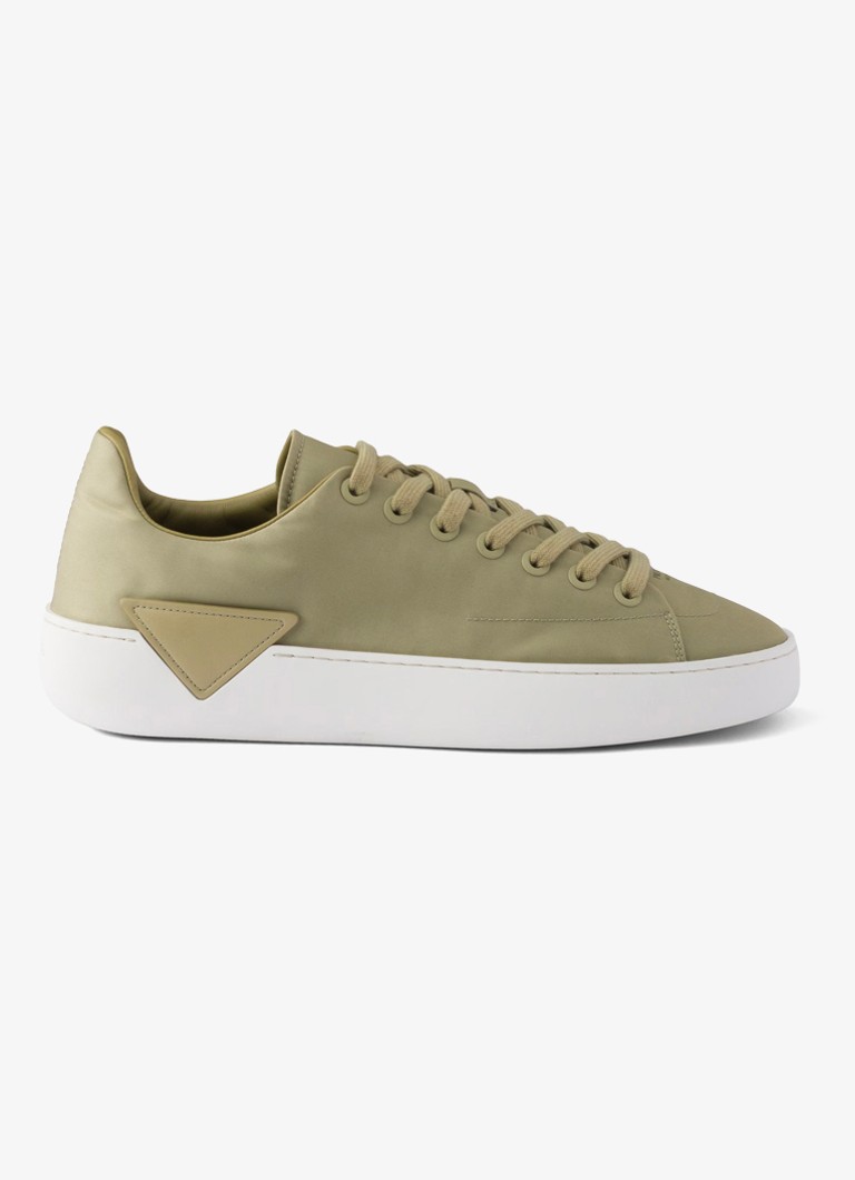 Prada Heren Court Re-Nylon sneaker met logo in de kleur Groen