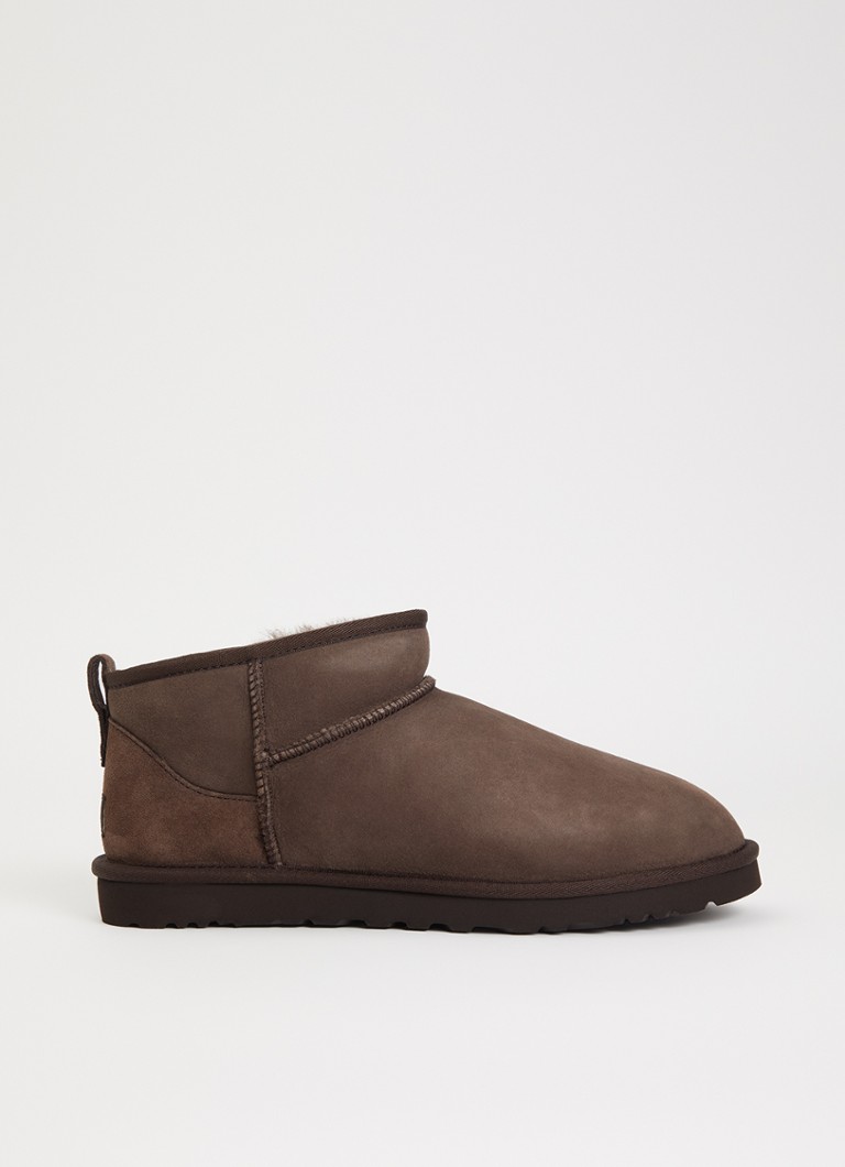 UGG Heren Classic Ultra Mini enkellaarsje van suède in de kleur Donkerbruin, maat: 42