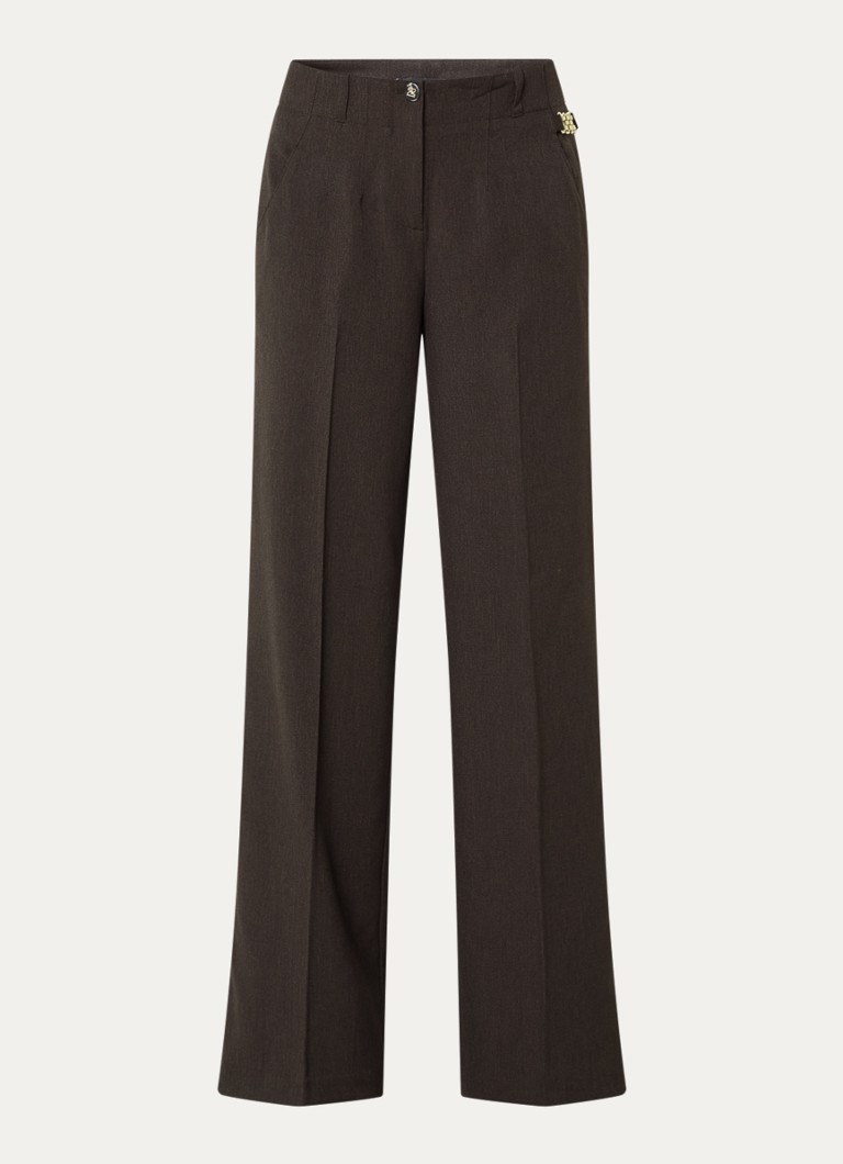 NIKKIE Dames Aisley high waist straight fit pantalon met persplooi in de kleur Chocoladebruin