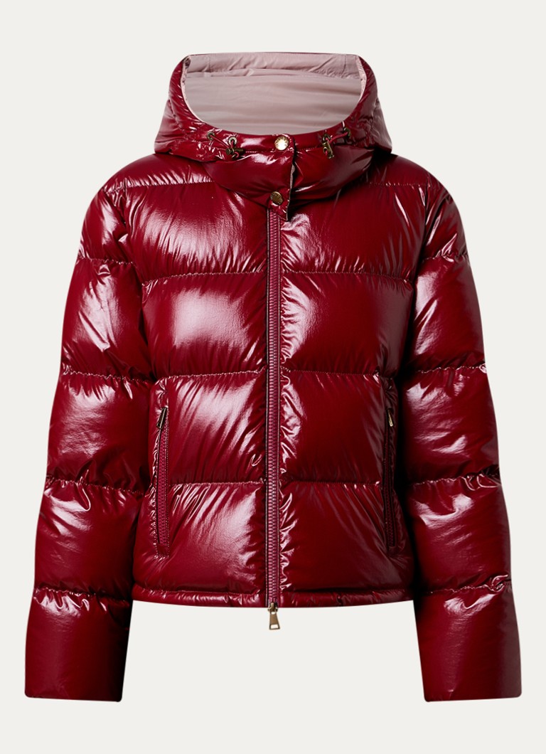 Moncler Dames Niveole cropped puffer jack met donsvulling en afneembare capuchon in de kleur Kersenrood, maat: M