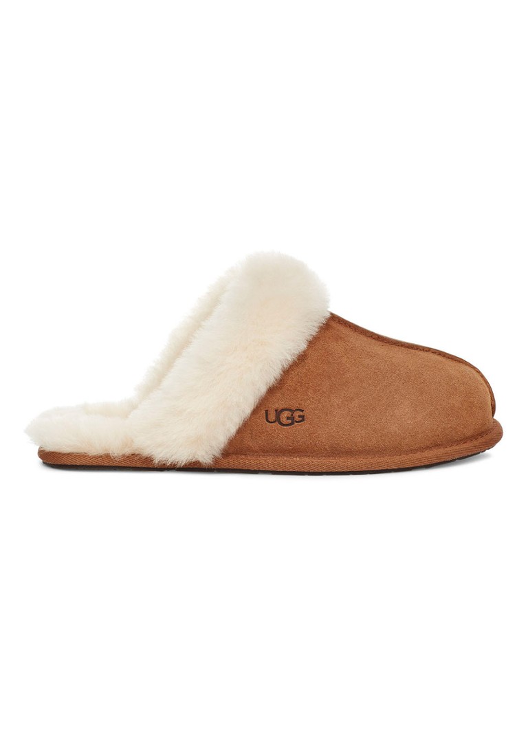 UGG Dames Scuffette II pantoffel met schapenvacht in de kleur Cognac, maat: 39