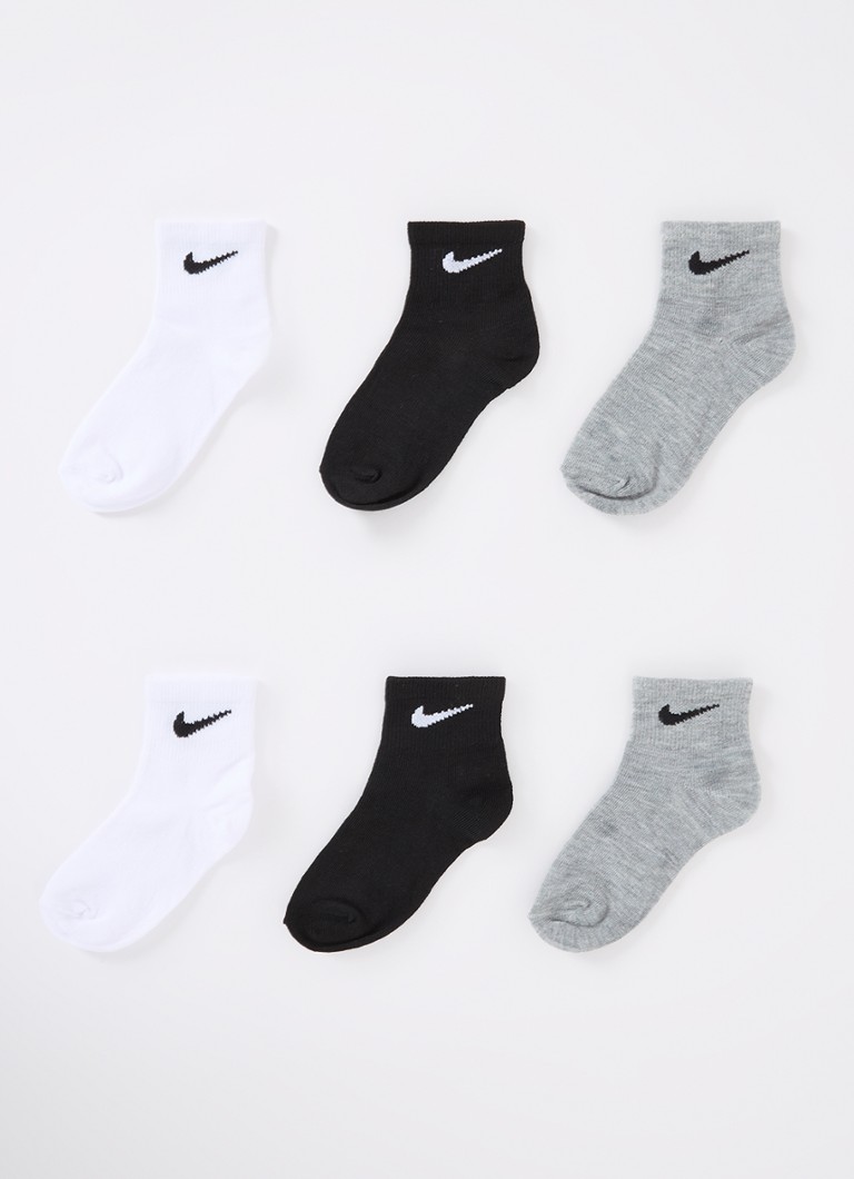 Nike Meisjes Sneakersokken met logo in 6-pack in de kleur Grijs, maat: ONE SIZE
