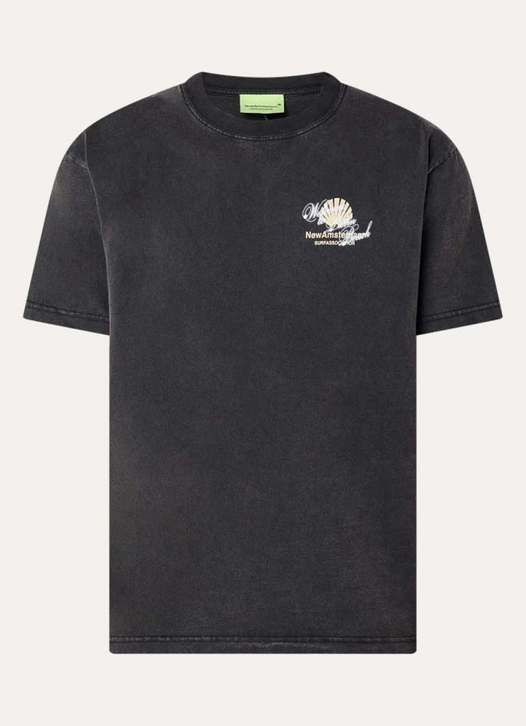 New Amsterdam Surf Association Heren Welcome To Palmbeach T-shirt met logo- en backprint in de kleur Antraciet, maat: S