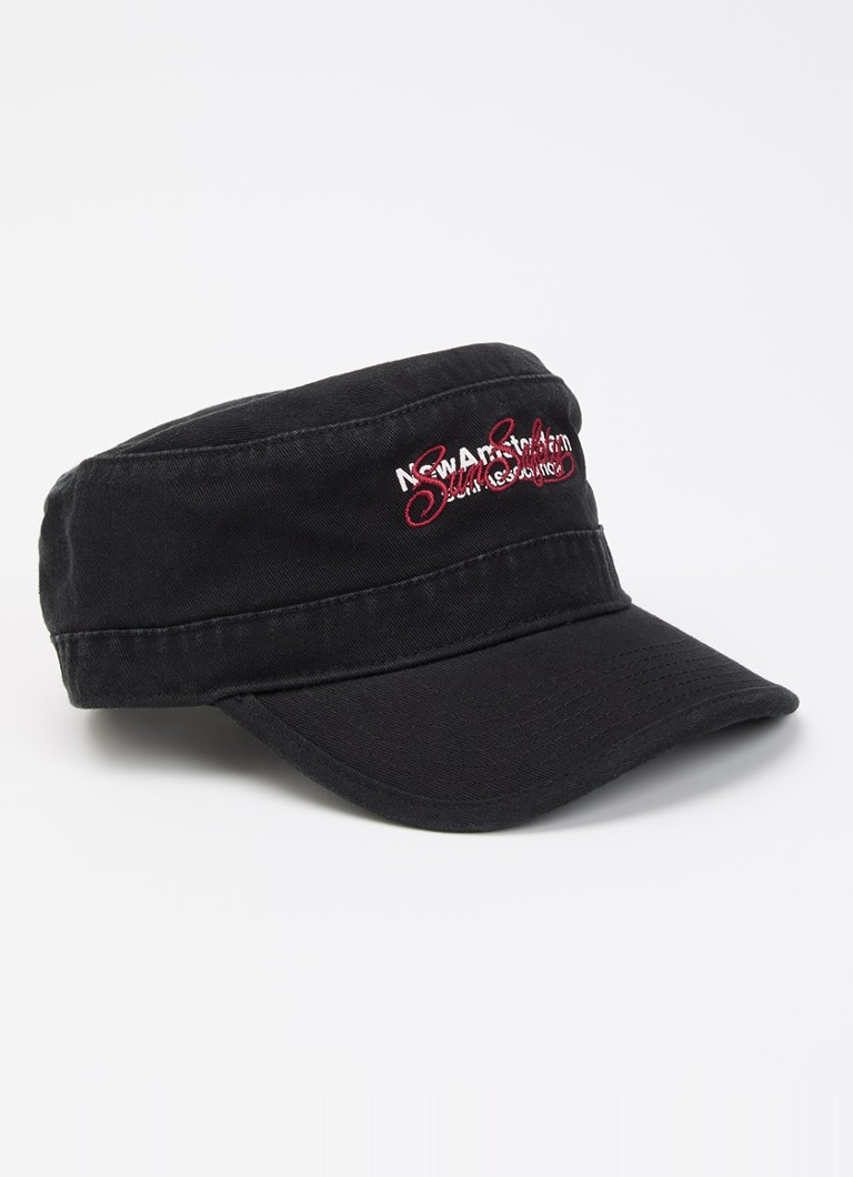 New Amsterdam Surf Association Heren Sunsafety pet met logo en borduring in de kleur Zwart, maat: OS