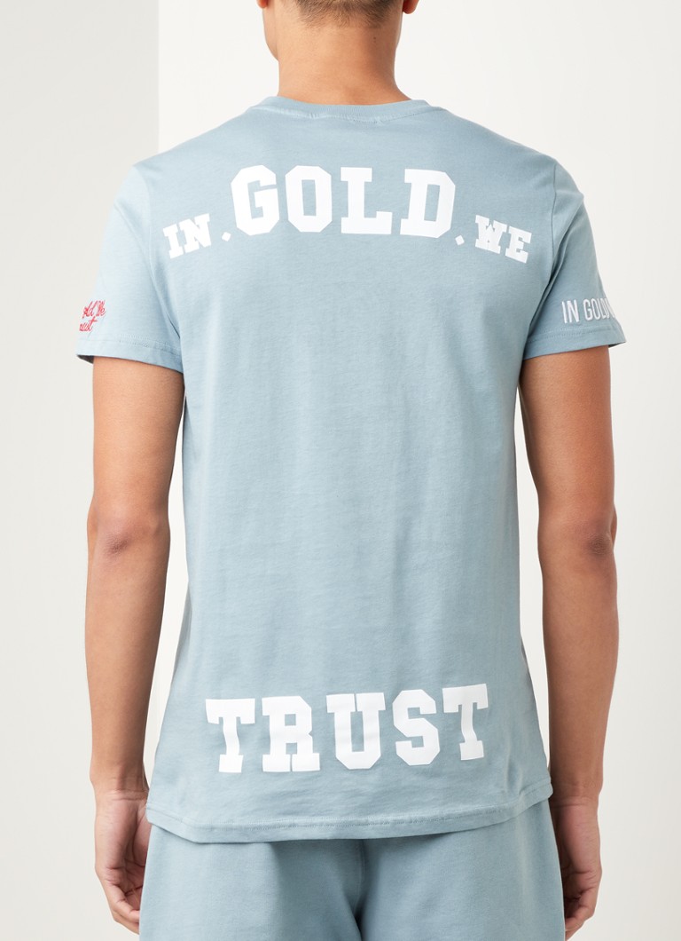 voertuig aardbeving Moederland In Gold We Trust T-shirt met logoborduring • Lichtblauw • de Bijenkorf