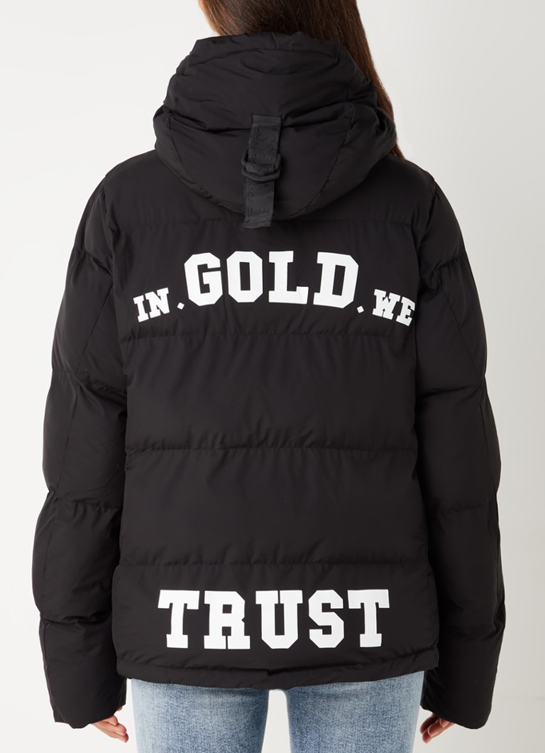 In Gold We Trust The puffer jas met backprint • Zwart Bijenkorf