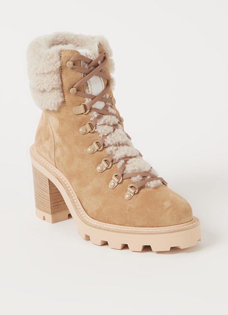 Jimmy Choo Eshe enkellaarsje van suède met schapenvacht ⢠Camel ⢠de Bijenkorf
