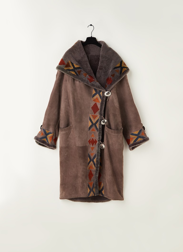 Horizontaal Opeenvolgend Aubergine Joop! Vintage lammy coat met capuchon en borduring - maat L • Bruin • de  Bijenkorf