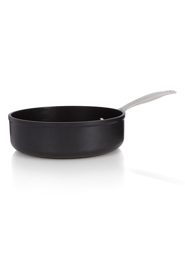 Dempsey Maakte zich klaar Tijdreeksen Le Creuset Les Forgées hapjespan Ø24 cm • Zwart • de Bijenkorf