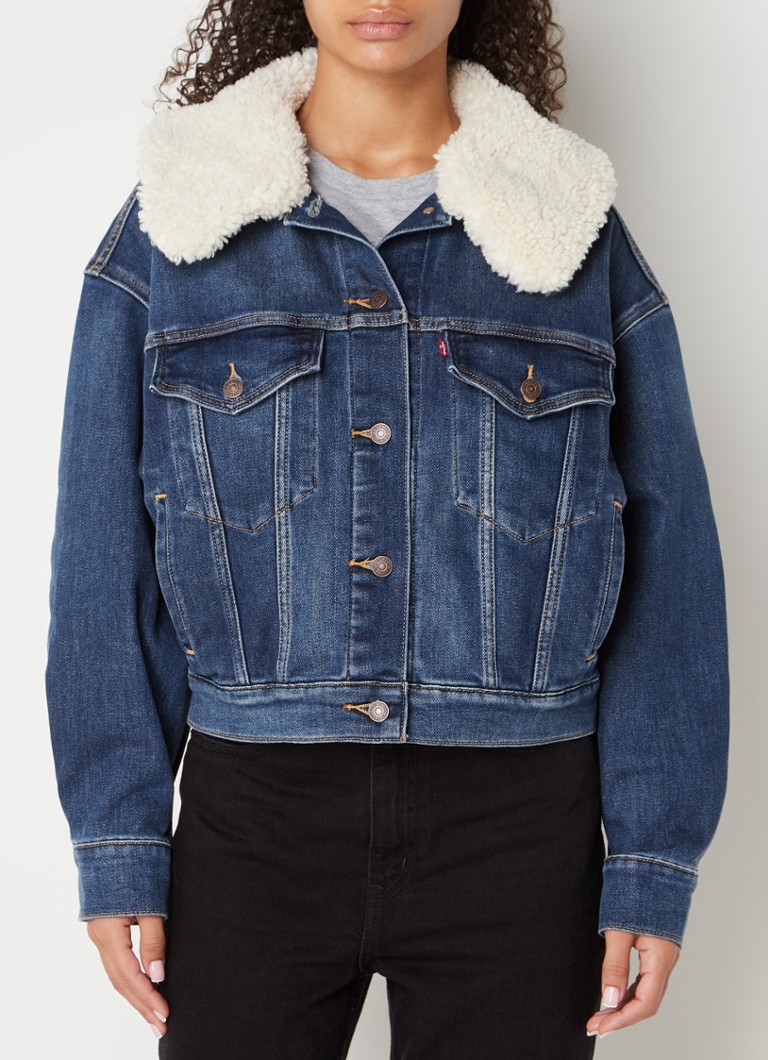 31% Korting Tommy Jeans Winterjack Blauw TJM Sherpa Trucker Jacket DF20 DM0DM15113/1BK | Bos Men Shop