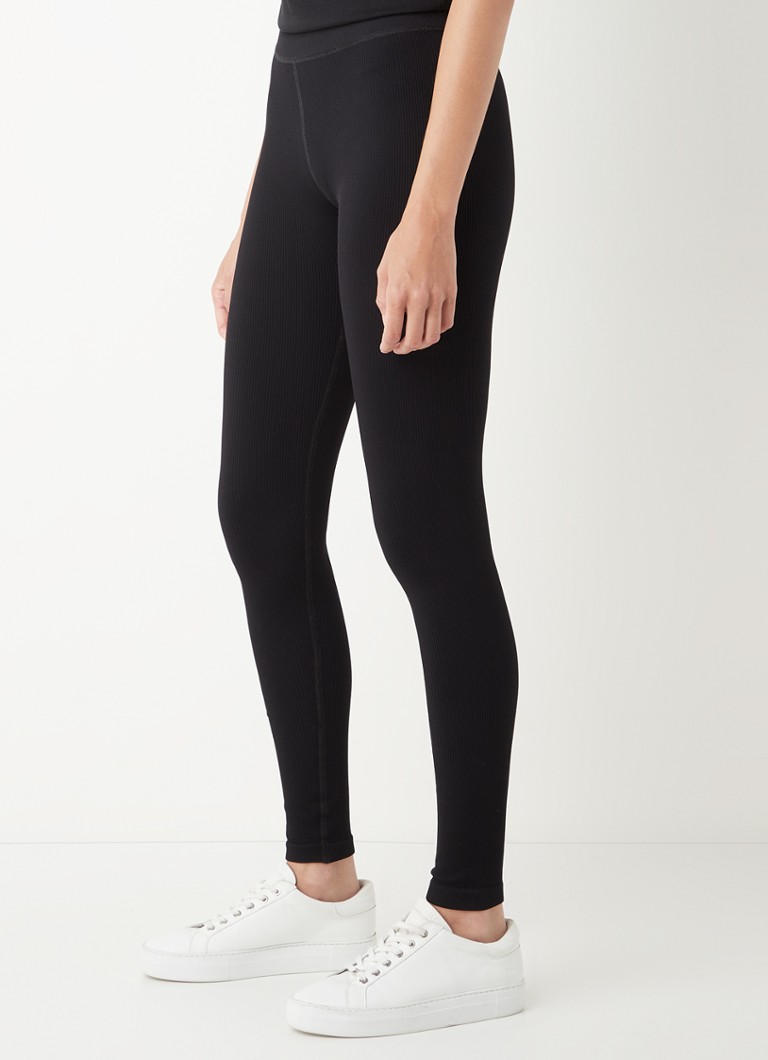 verlegen Bijwonen verjaardag Lune Active Luna high waist cropped legging met ribstructuur • Zwart • de Bijenkorf verlegen Bijwonen verjaardag Lune Active Luna high waist cropped legging met ribstructuur • Zwart • de Bijenkorf