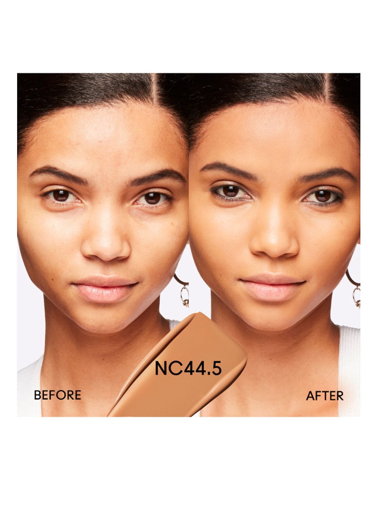 M·A·C Studio Fix Fluid Foundation SPF 15 • NC44.5 • de Bijenkorf, image size:768x1060