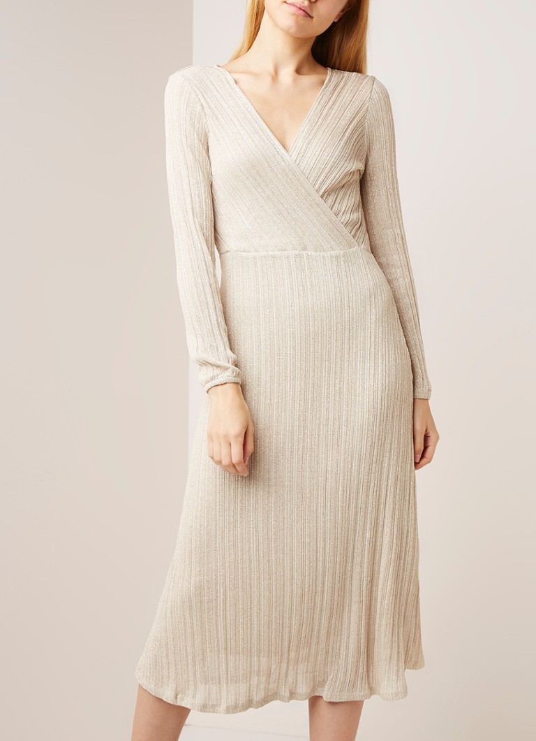 MANGO - Fijngebreide wikkeljurk met lurex - Beige