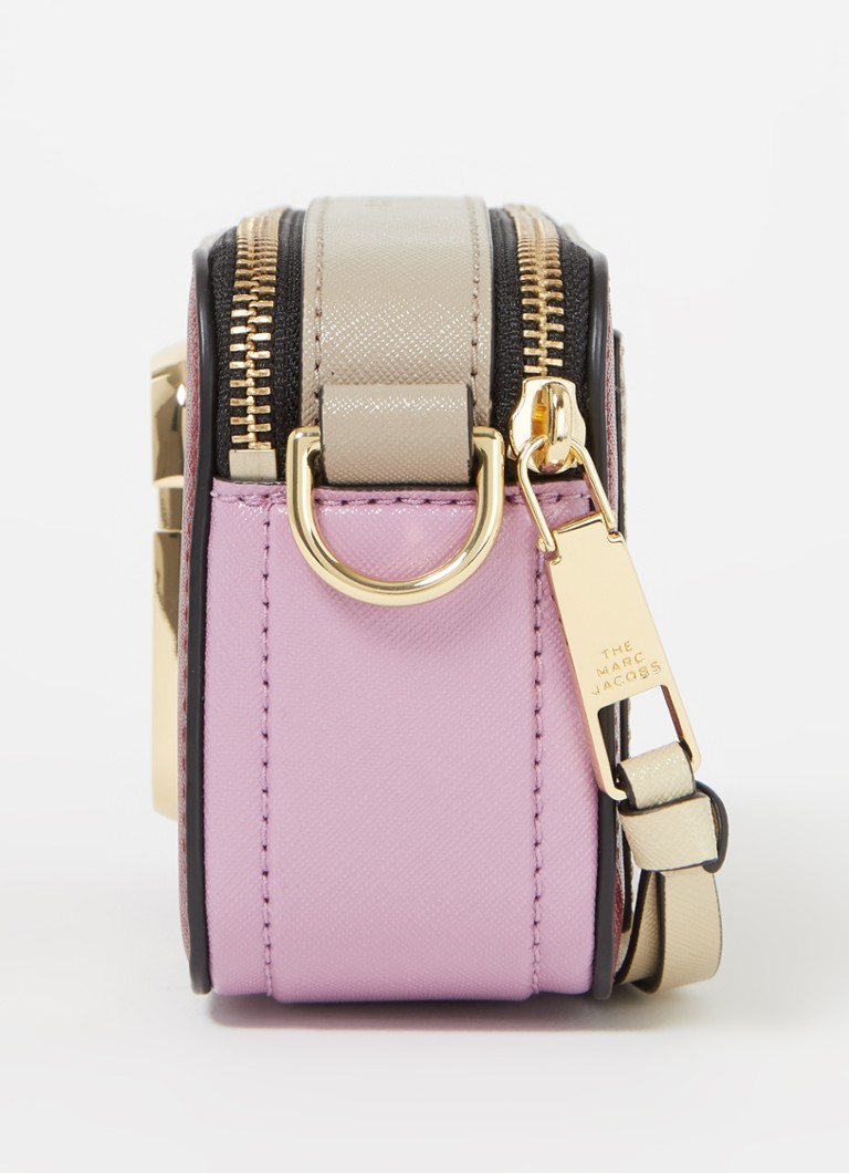 Marc Jacobs The Logo Strap Snapshot cameratas van leer • Ivoor • de  Bijenkorf